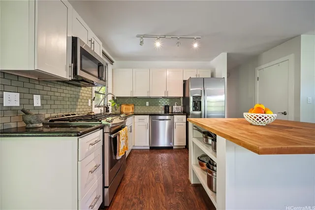 $1,650,000 | 730 Ainapo Street, Honolulu, HI 96825