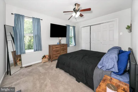 $330,000 | 29 West Lake Street, Middletown, DE 19709