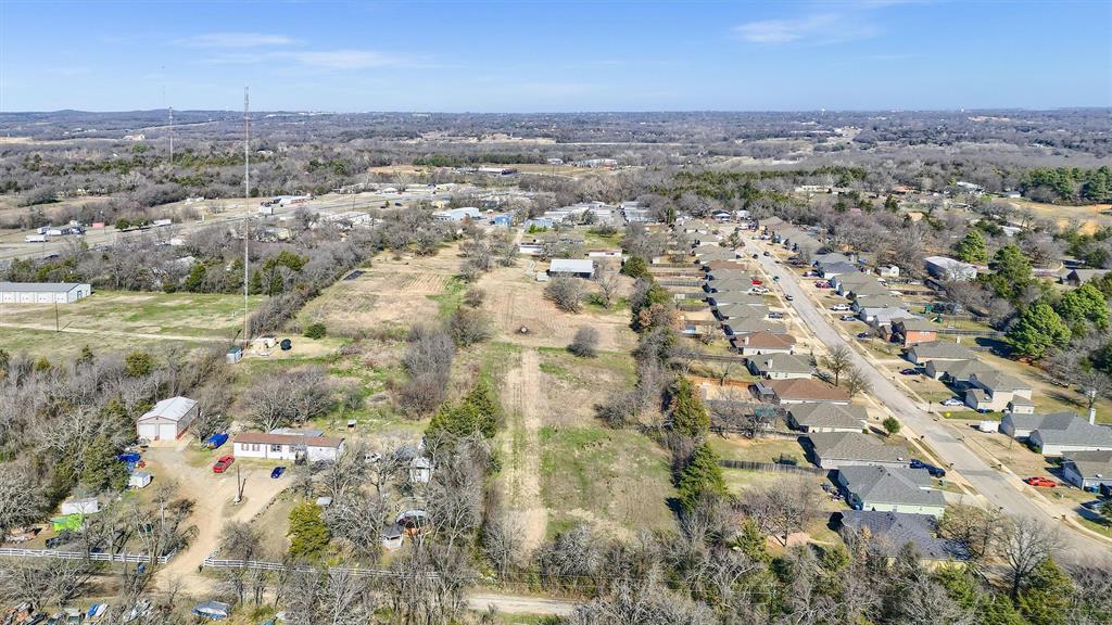 2014-1910 Shannon Road Denison, TX 75020 - Photo 14 of 19 Gallery Image 14