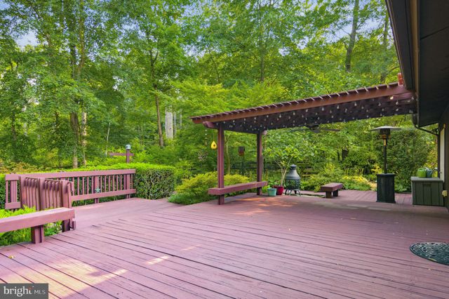 $995,000 | 3411 Wessynton Way, Alexandria, VA 22309