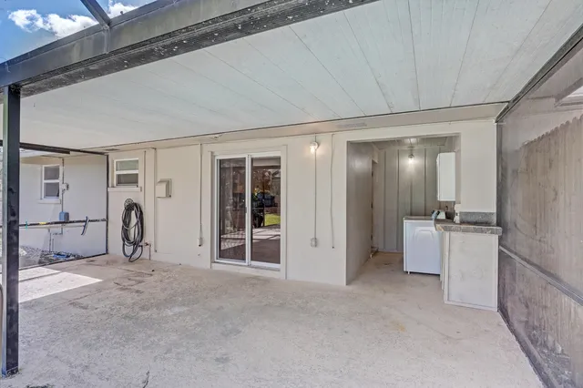a view of a storage & utility room