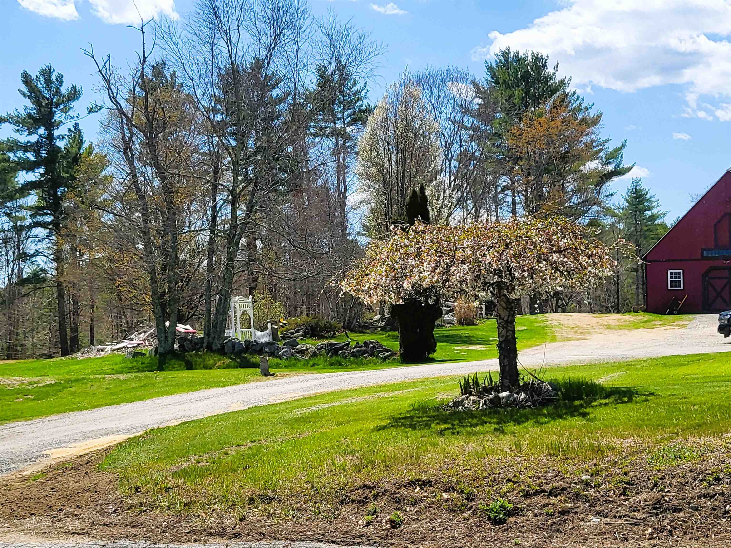 19 Raymond Road Deerfield, NH 03037 - Photo 27 of 31