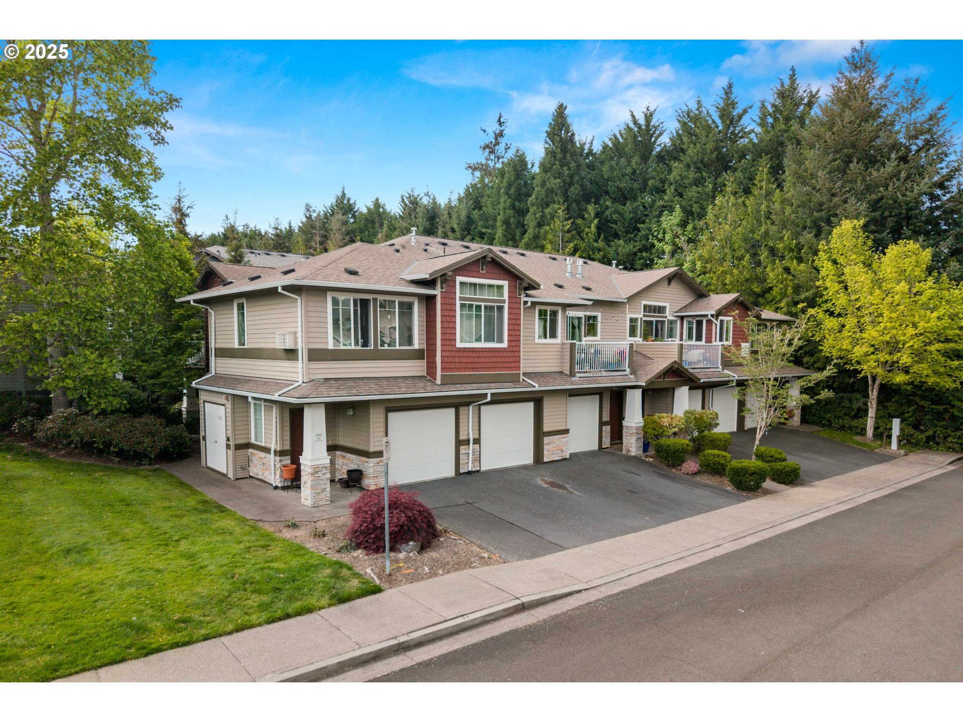 14575 Southwest Magpie Lane, Unit 101 Beaverton, OR 97007 - Photo 1 of 39
