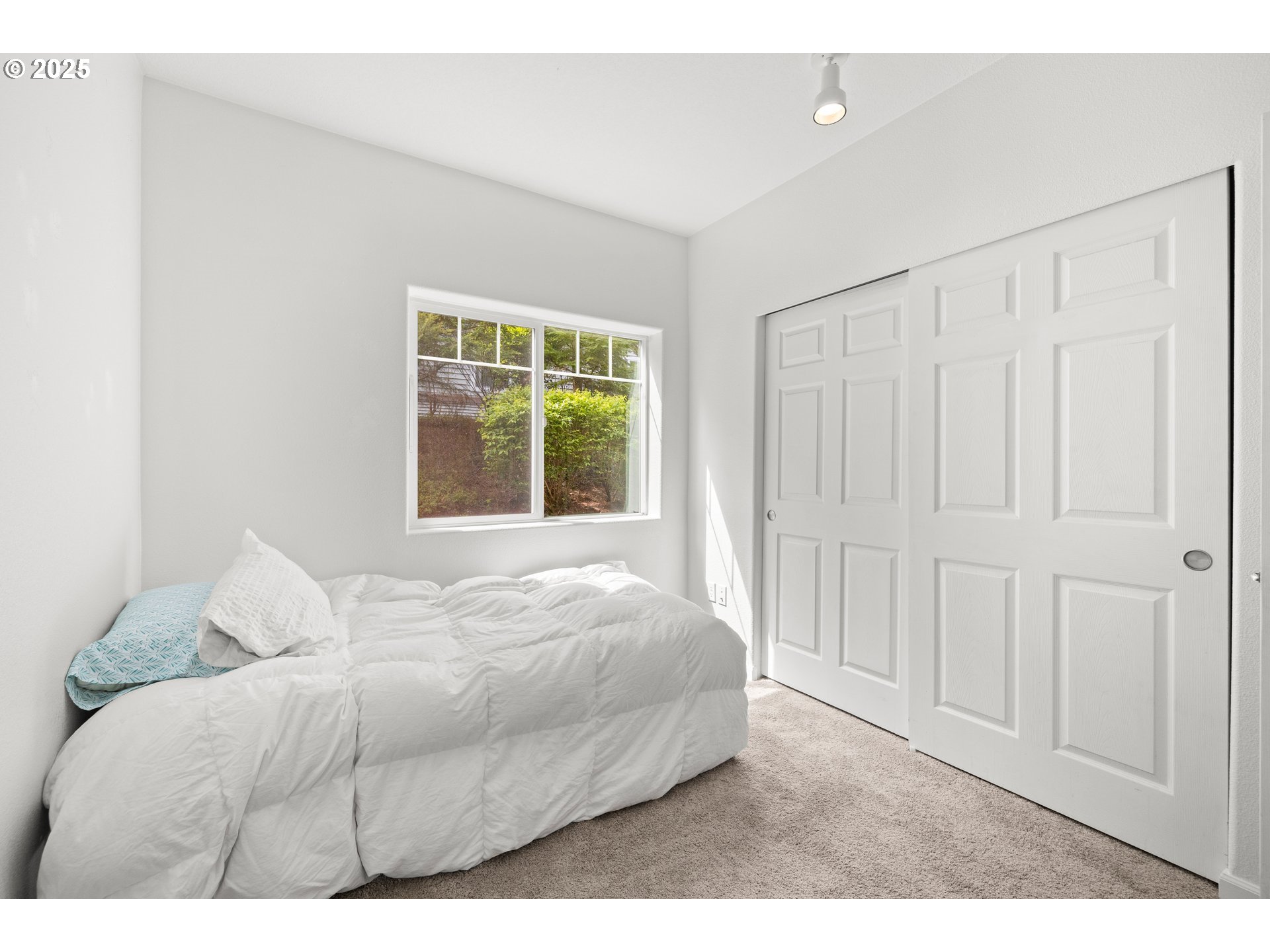 14575 Southwest Magpie Lane, Unit 101 Beaverton, OR 97007 - Photo 18 of 39