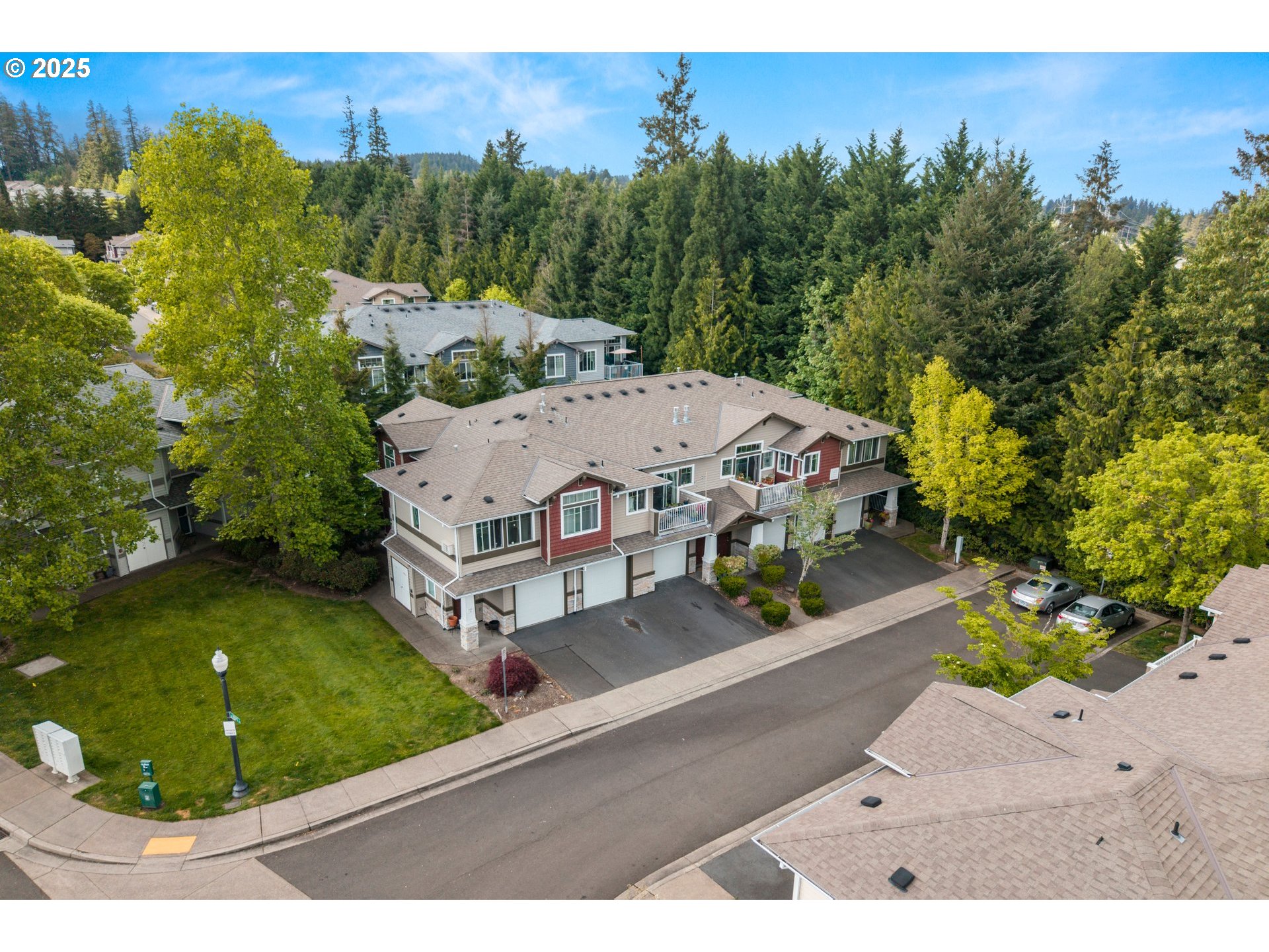14575 Southwest Magpie Lane, Unit 101 Beaverton, OR 97007 - Photo 3 of 39