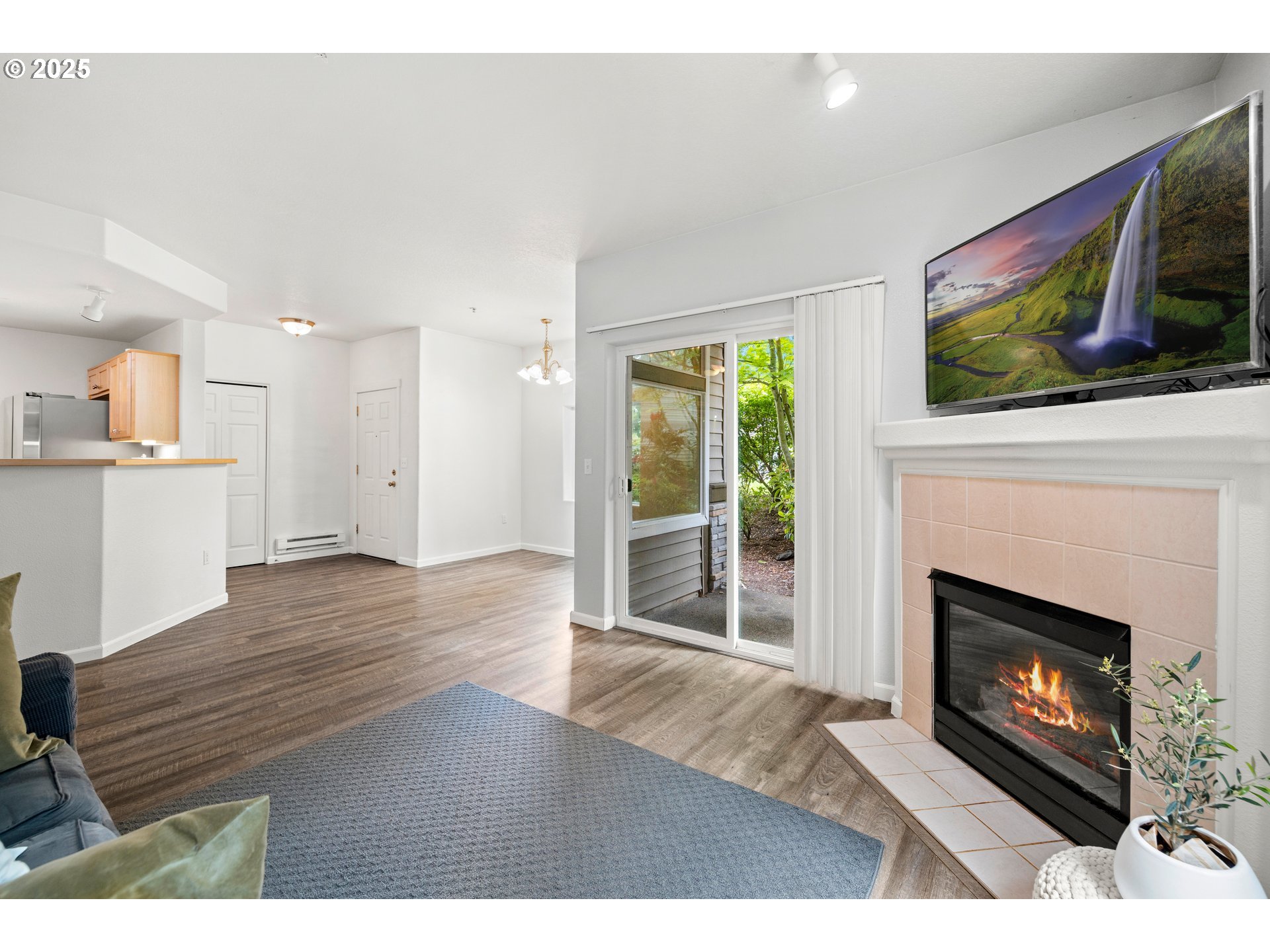 14575 Southwest Magpie Lane, Unit 101 Beaverton, OR 97007 - Photo 9 of 39