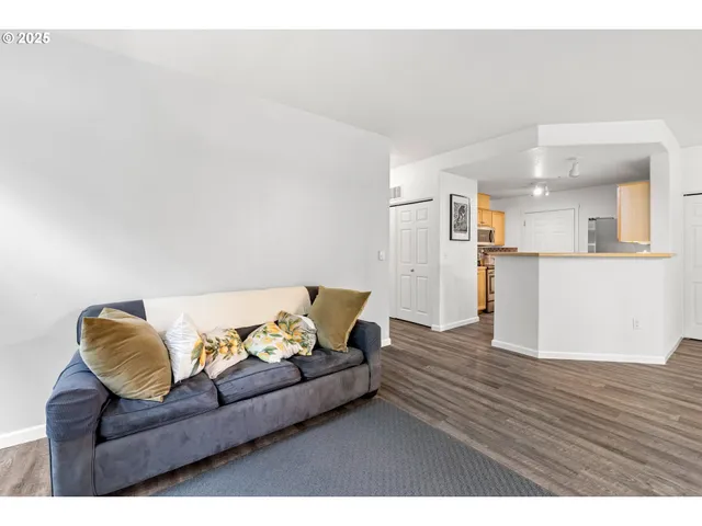 $315,000 | 14575 Southwest Magpie Lane, Unit 101, Beaverton, OR 97007