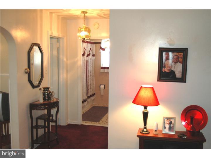 9 Pancoast Boulevard Delran, NJ 08075 - Photo 7 of 17 Hallway