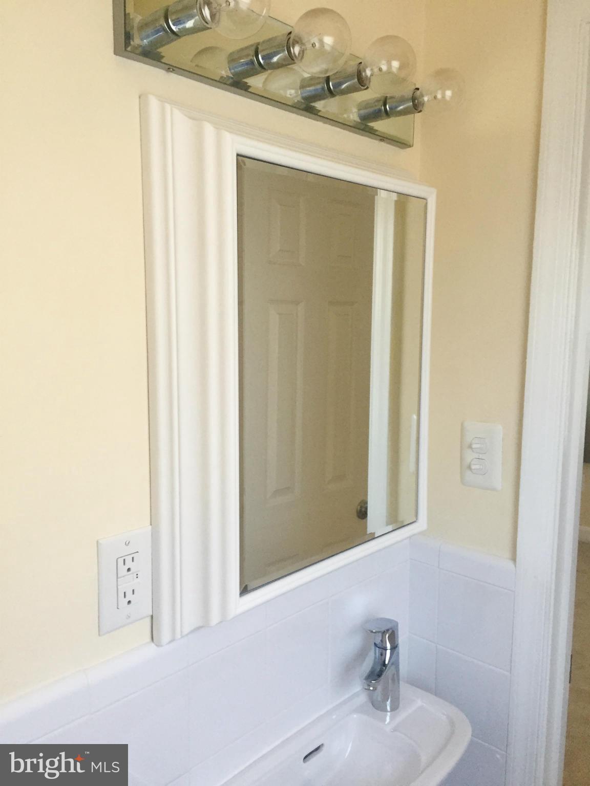 1107 Mapleton Street Woodbridge, VA 22191 - Photo 26 of 30 Bath (Master)