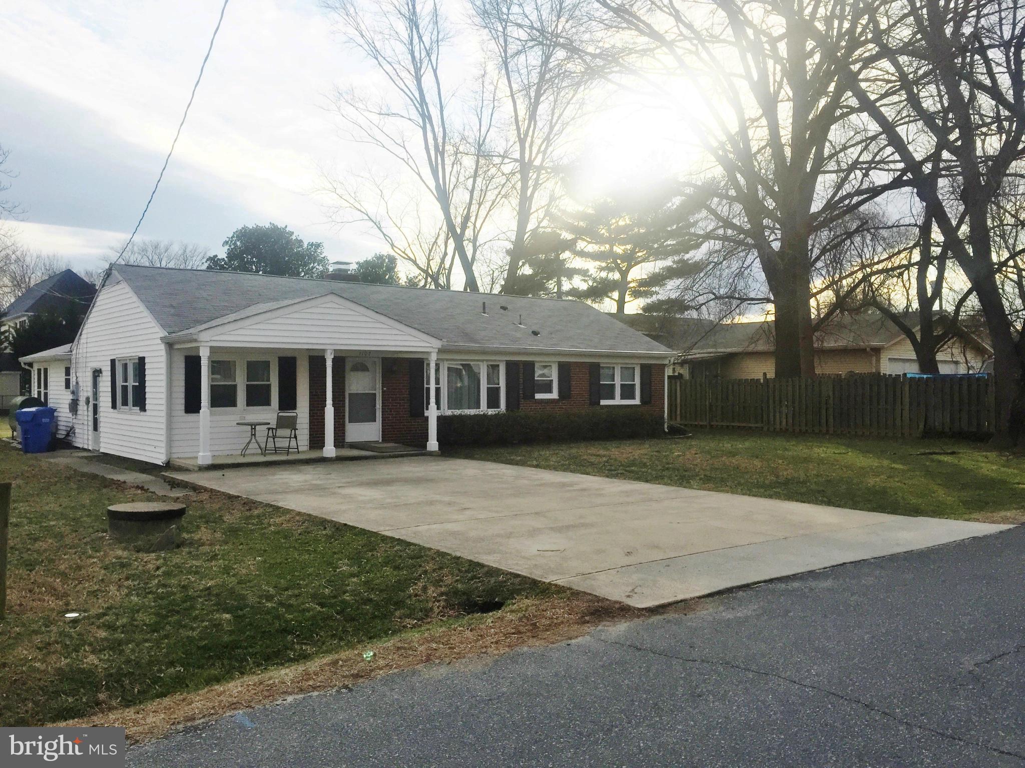 1107 Mapleton Street Woodbridge, VA 22191 - Photo 4 of 30 Exterior (Front)