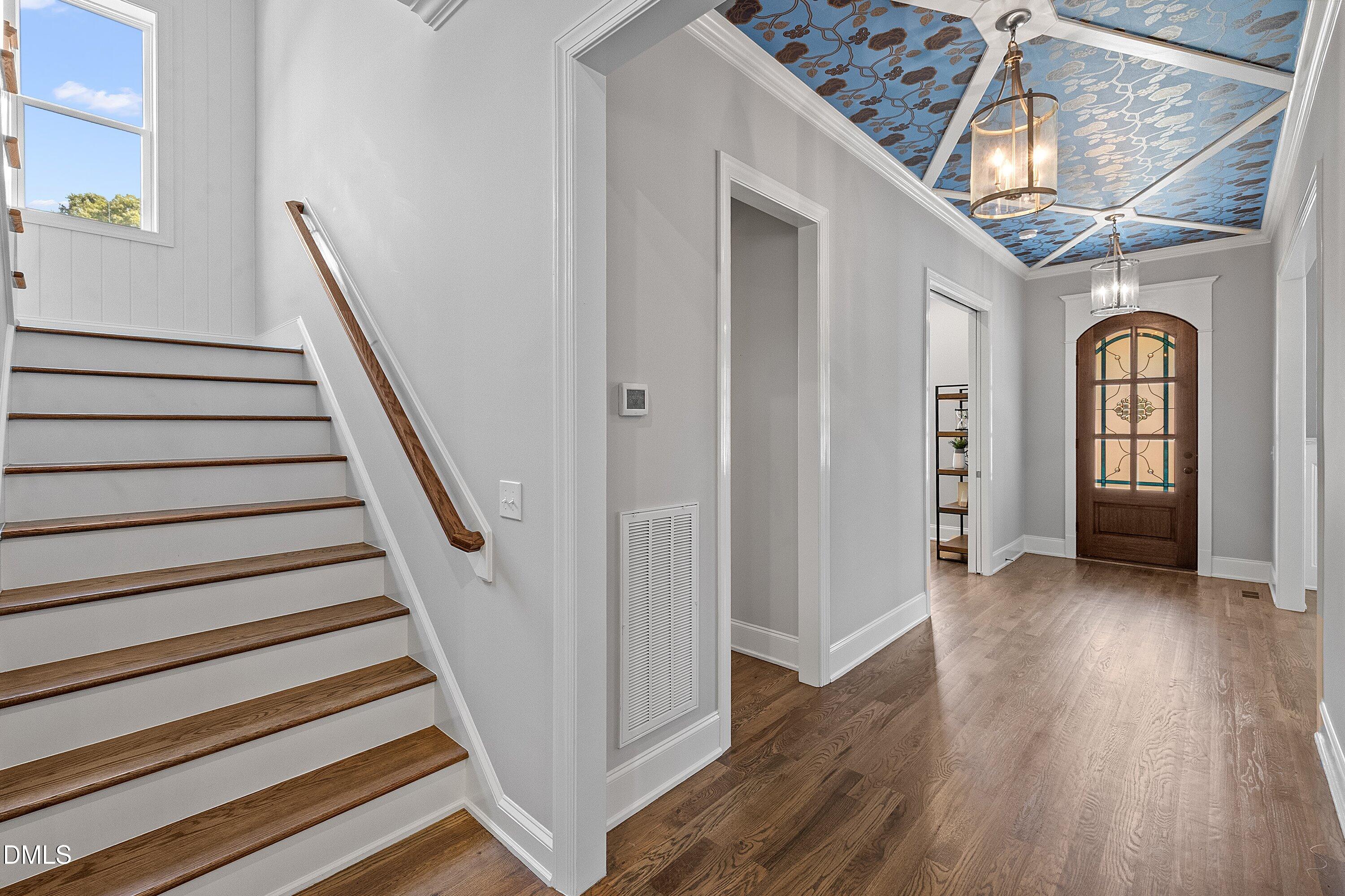 2017 Noble Road Raleigh, NC 27608 - Photo 7 of 65 17-2017 Noble Rd_3531