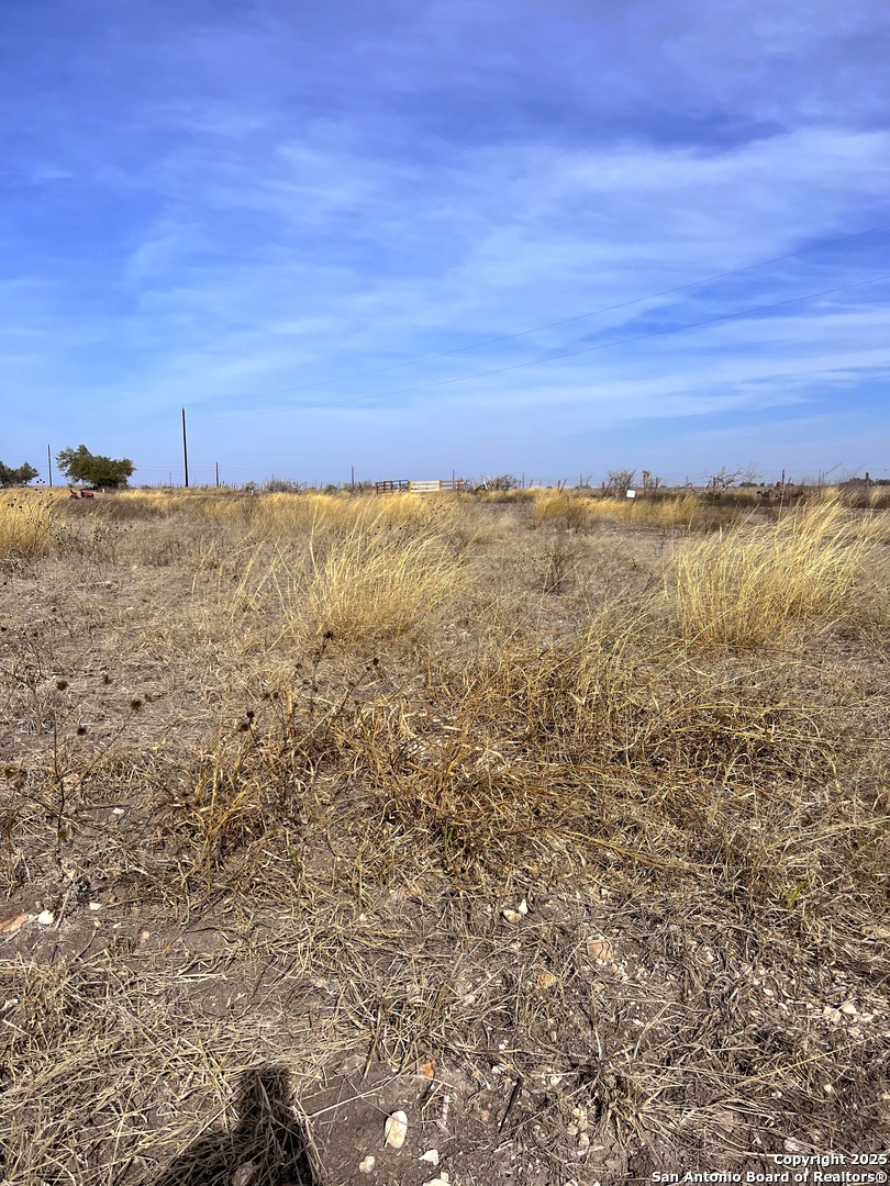 680 Cr 520 D'Hanis, TX 78850 - Photo 13 of 18 a view of an ocean