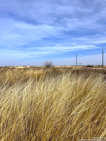 $99,900 | 680 Cr 520, D'Hanis, TX 78850