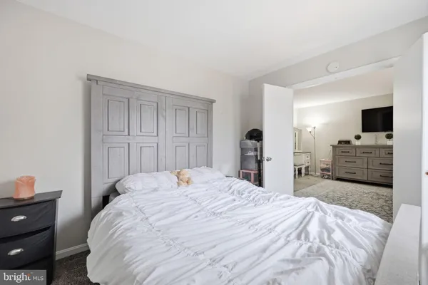 $389,999 | 14314 South Shore Court, Laurel, MD 20707