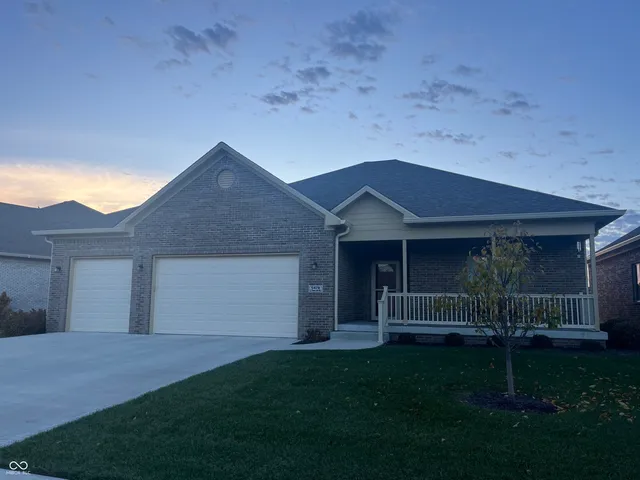 $382,000 | 12754 North Commons Drive East, Mooresville, IN 46158