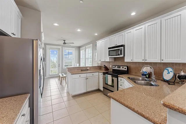 $550,000 | 4131 Pointe W Drive, Unit 201, Galveston, TX 77554