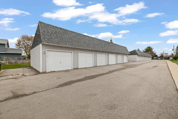 $107,500 | 1700 Creek Road, Unit 204, West Bend, WI 53090
