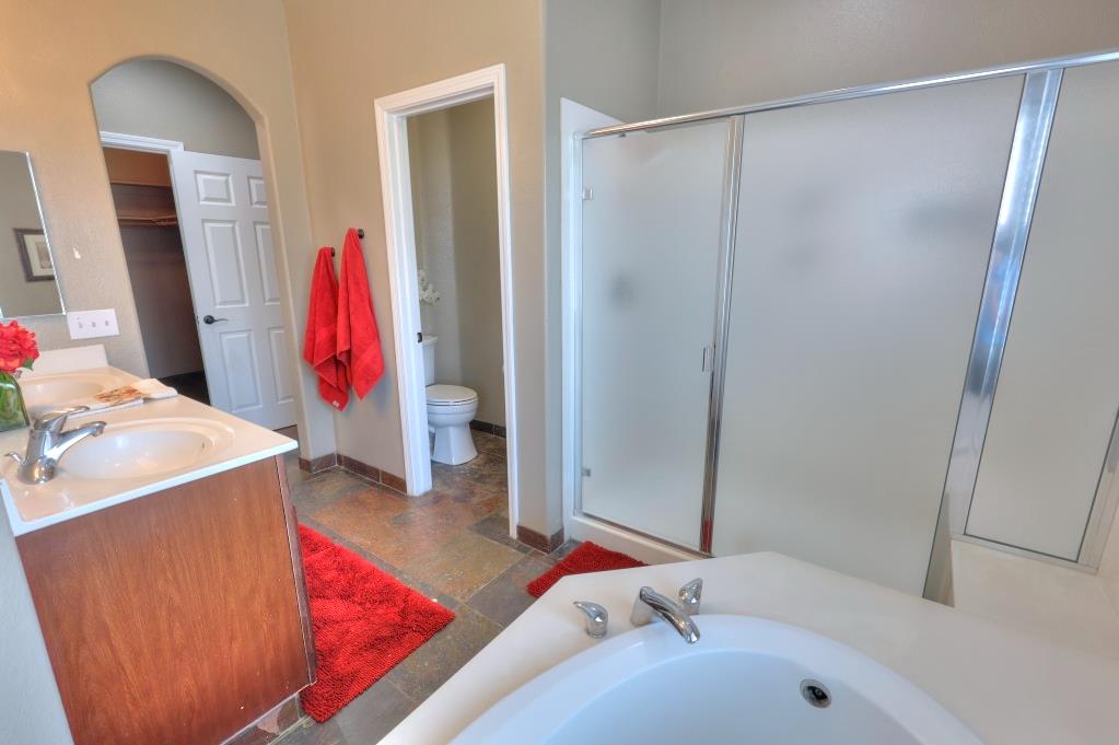 6801 Varni Way Hughson, CA 95326 - Photo 38 of 70