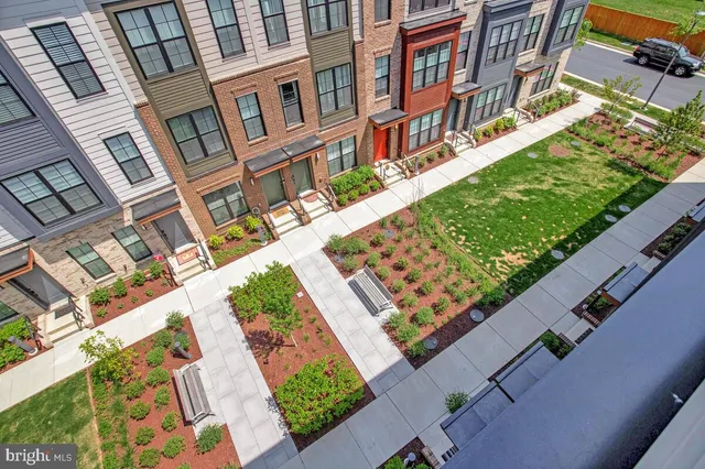 a view of building with yard