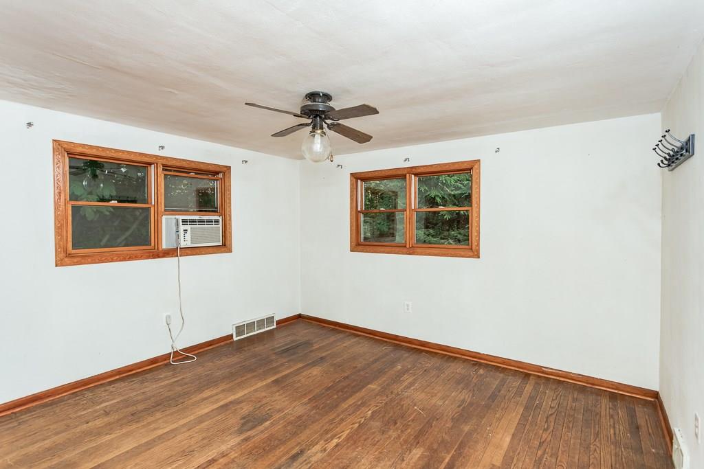 71 Price Road Presto, PA 15142 - Photo 8 of 17 View of Main Bedroom.