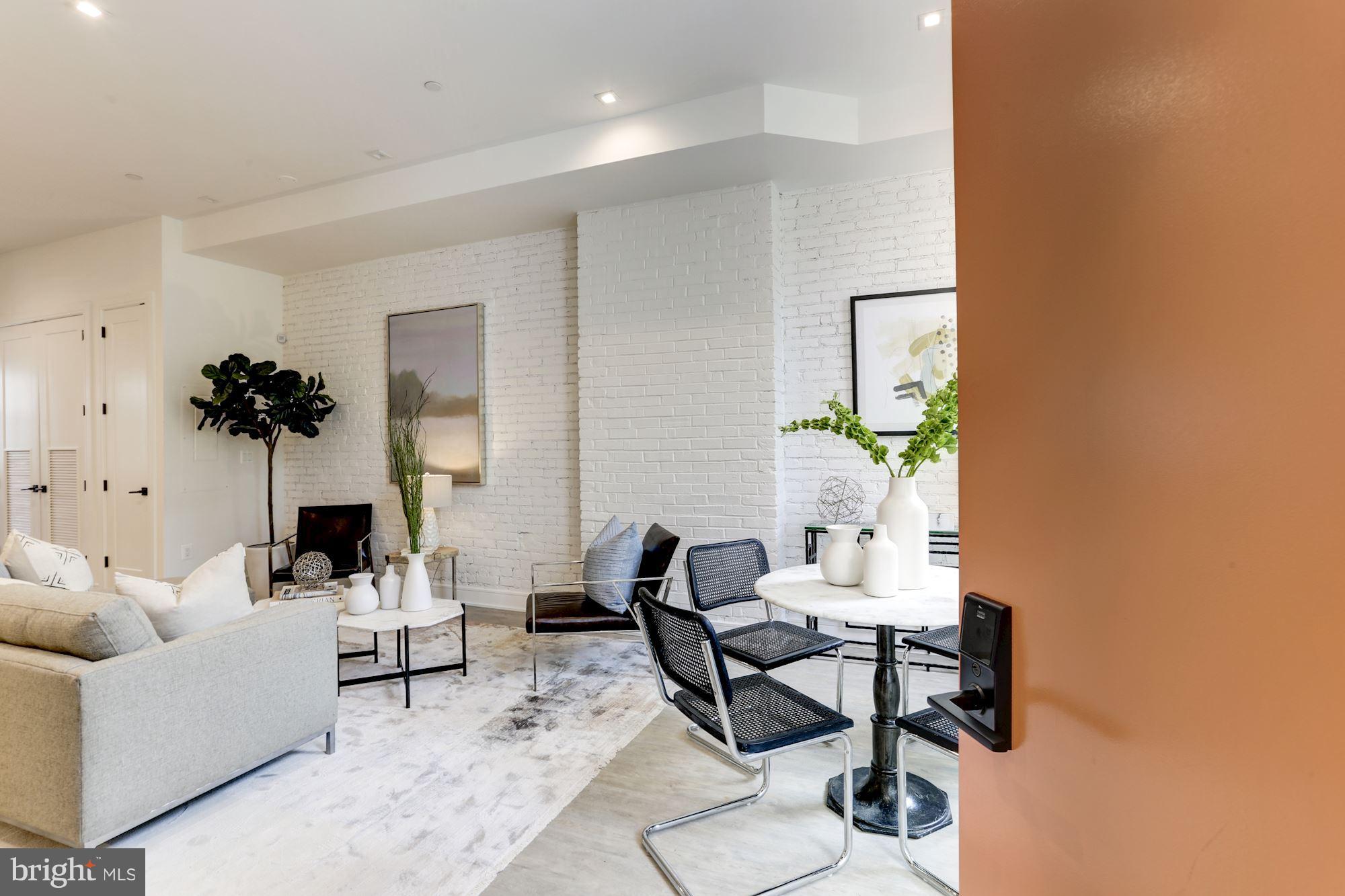 725 Euclid Street Northwest, Unit 2 Washington, DC 20001 - Photo 2 of 27 Living Room