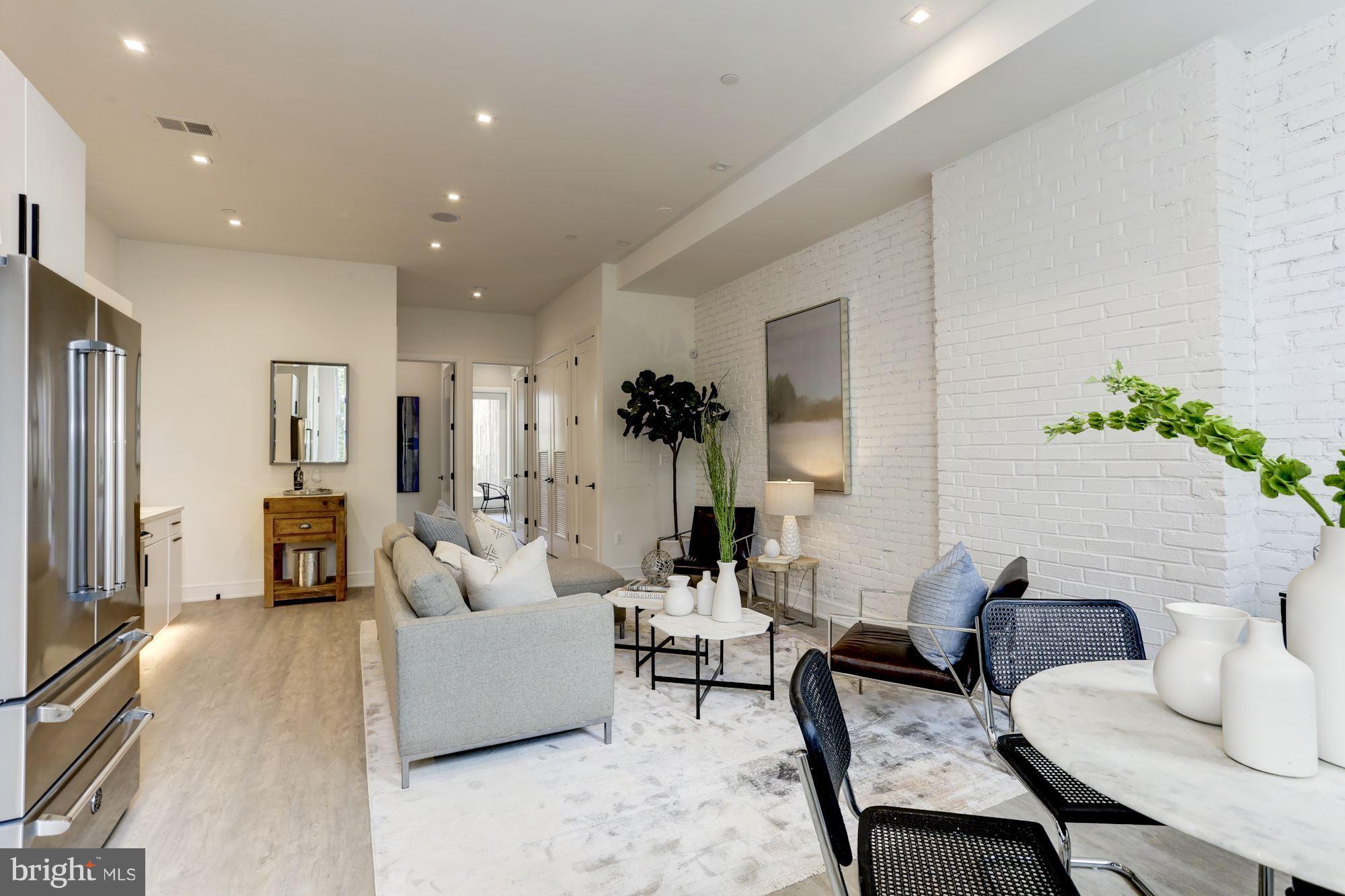 725 Euclid Street Northwest, Unit 2 Washington, DC 20001 - Photo 3 of 27 Living Room