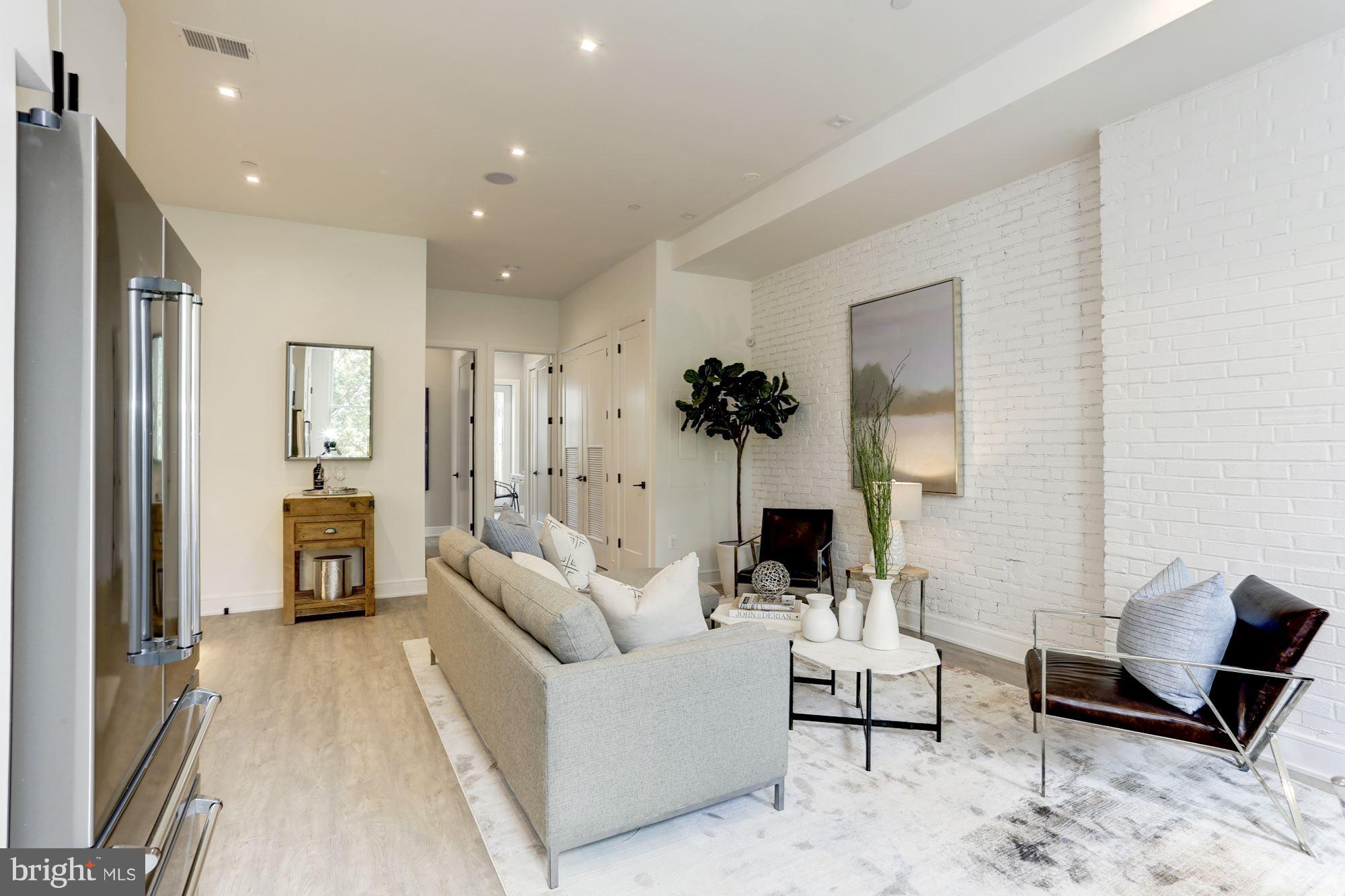 725 Euclid Street Northwest, Unit 2 Washington, DC 20001 - Photo 7 of 27 Living Room