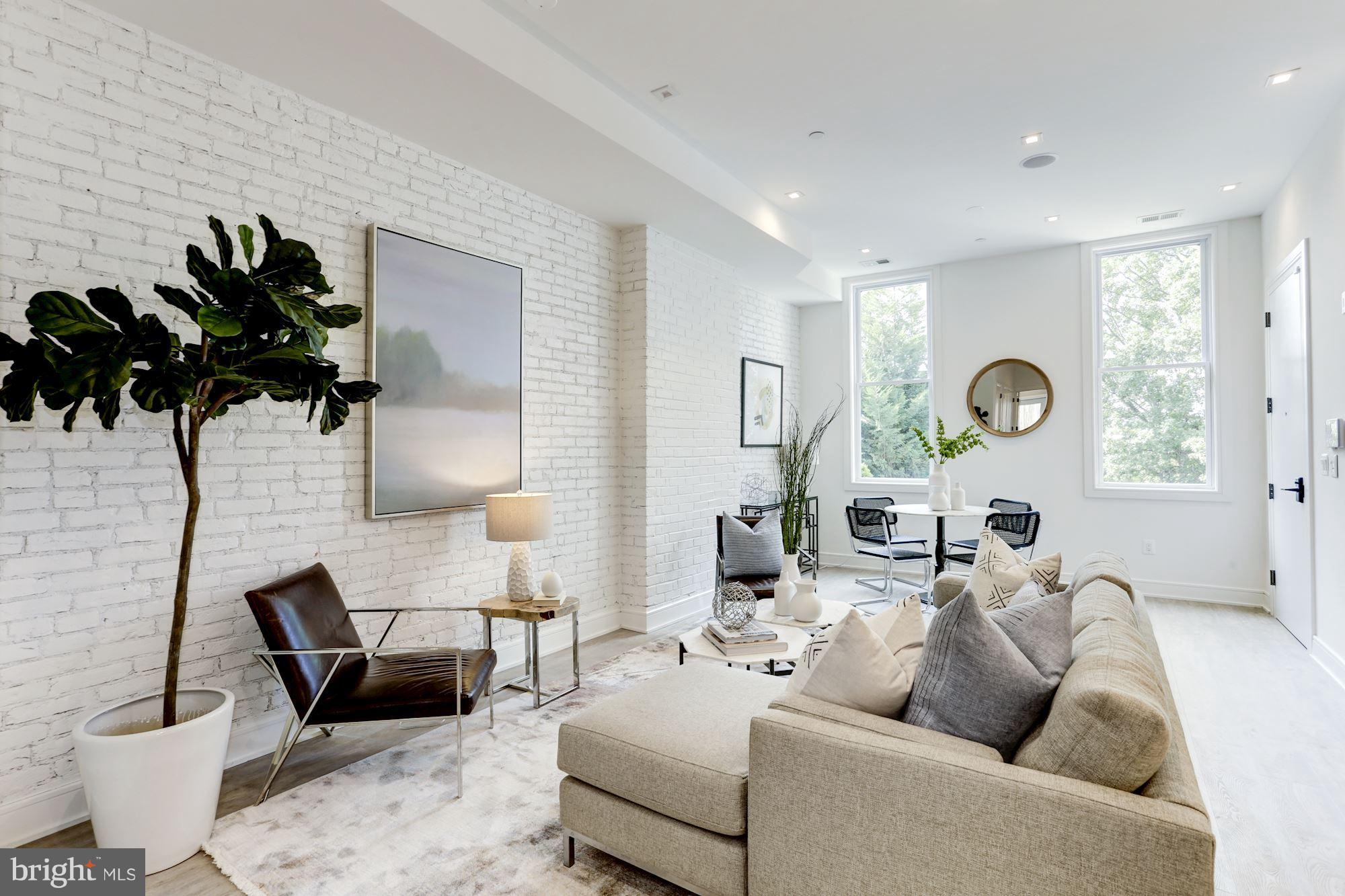 725 Euclid Street Northwest, Unit 2 Washington, DC 20001 - Photo 10 of 27 Living Room