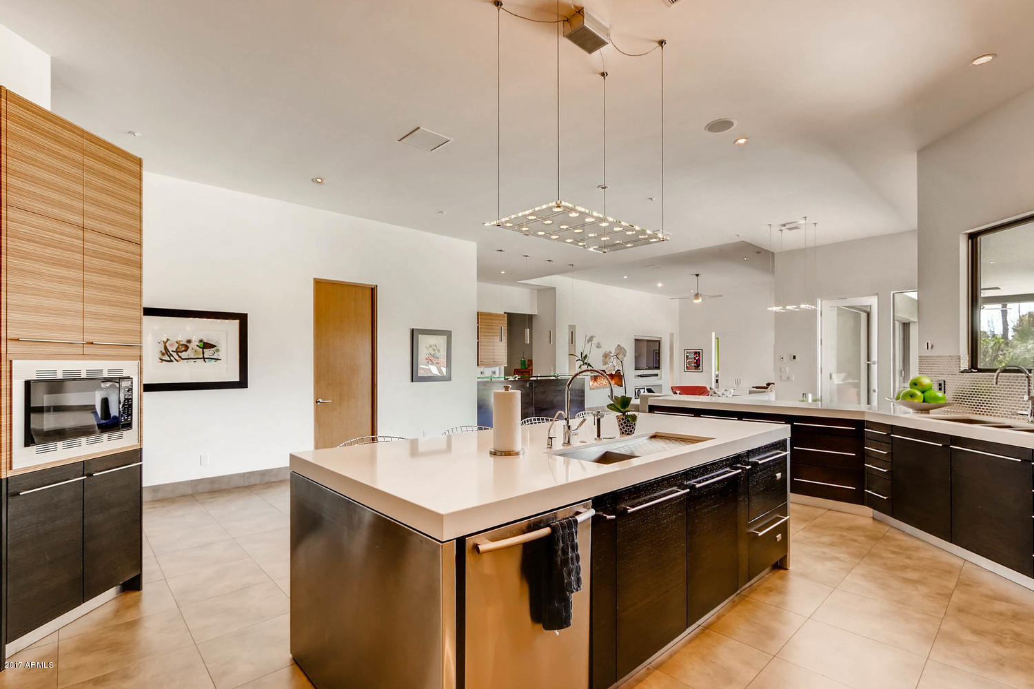 6851 East Sunnyvale Road Paradise Valley, AZ 85253 - Photo 3 of 48 6851 E Sunnyvale Rd Paradise-large-014-1