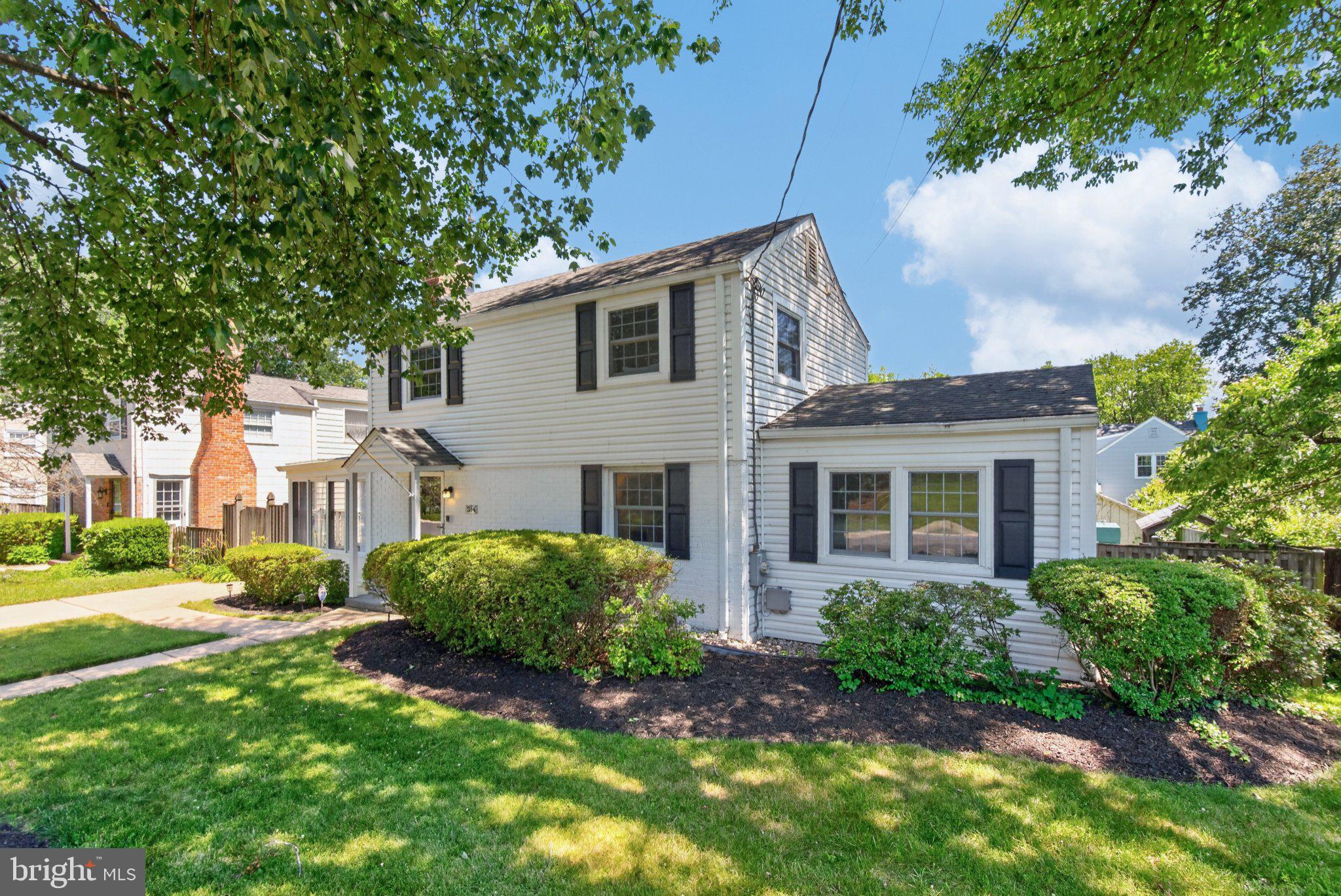 314 Whitestone Road Silver Spring, MD 20901 - Photo 2 of 35 Charming home with lush greenery.