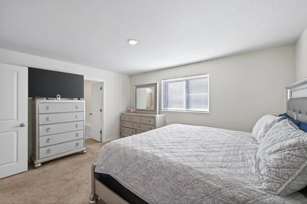 $420,000 | 5323 397th Street, North Branch, MN 55056