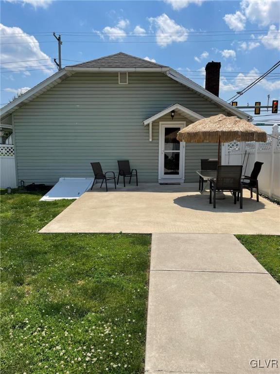 403 East Lawn Road Nazareth, PA 18064 - Photo 8 of 24 Gallery Image 8