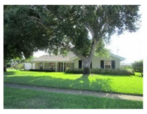 1955 Tudor Road Juno Beach, FL 33408 - Photo 1 of 16 Primary Photo