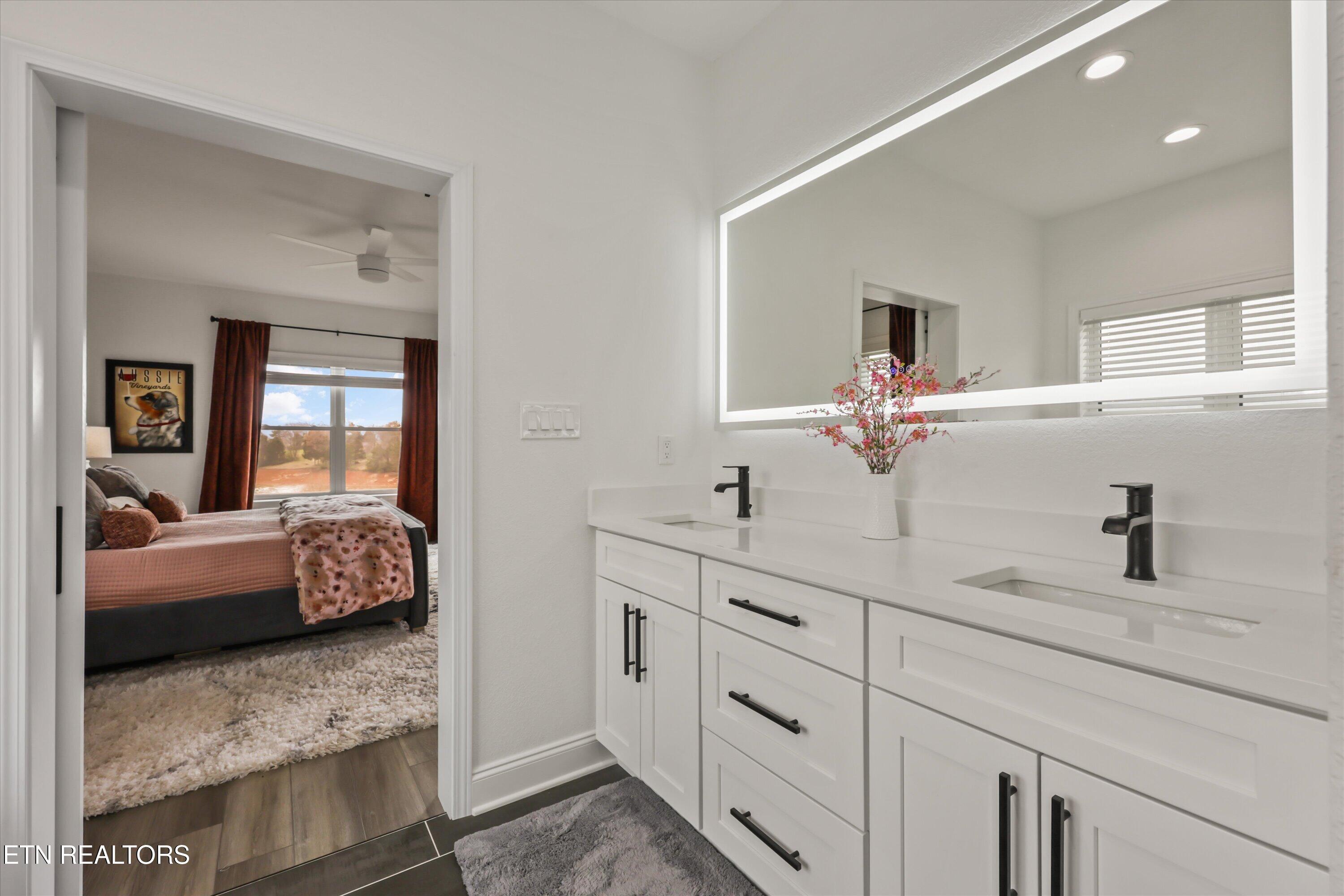 481 Masters Lane Bean Station, TN 37708 - Photo 24 of 59 Barndoor to primary