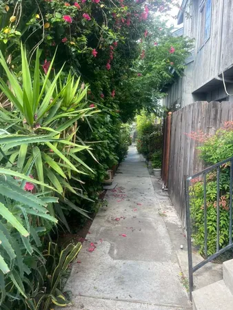 $409,999 | 9332 Van Nuys Boulevard, Unit 56, Panorama City, CA 91402
