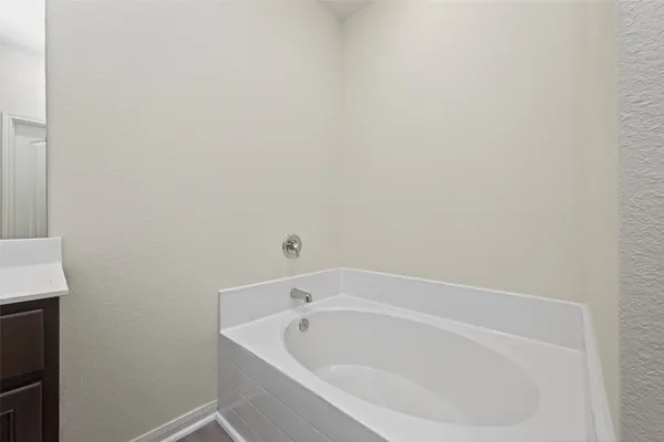 $1,595 | 10623 Lost Maples Drive, Cleveland, TX 77328