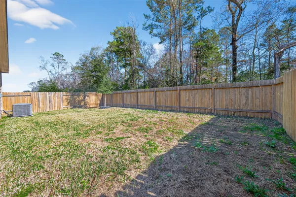 $1,595 | 10623 Lost Maples Drive, Cleveland, TX 77328