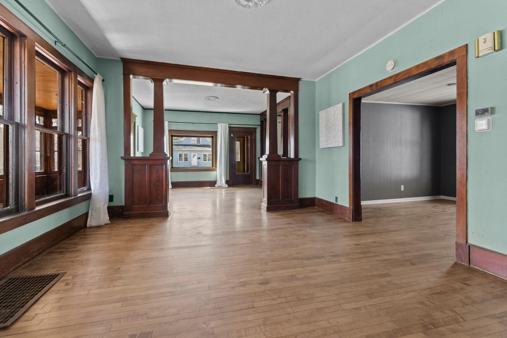 1102 North Division Street Appleton, WI 54911 - Photo 11 of 45