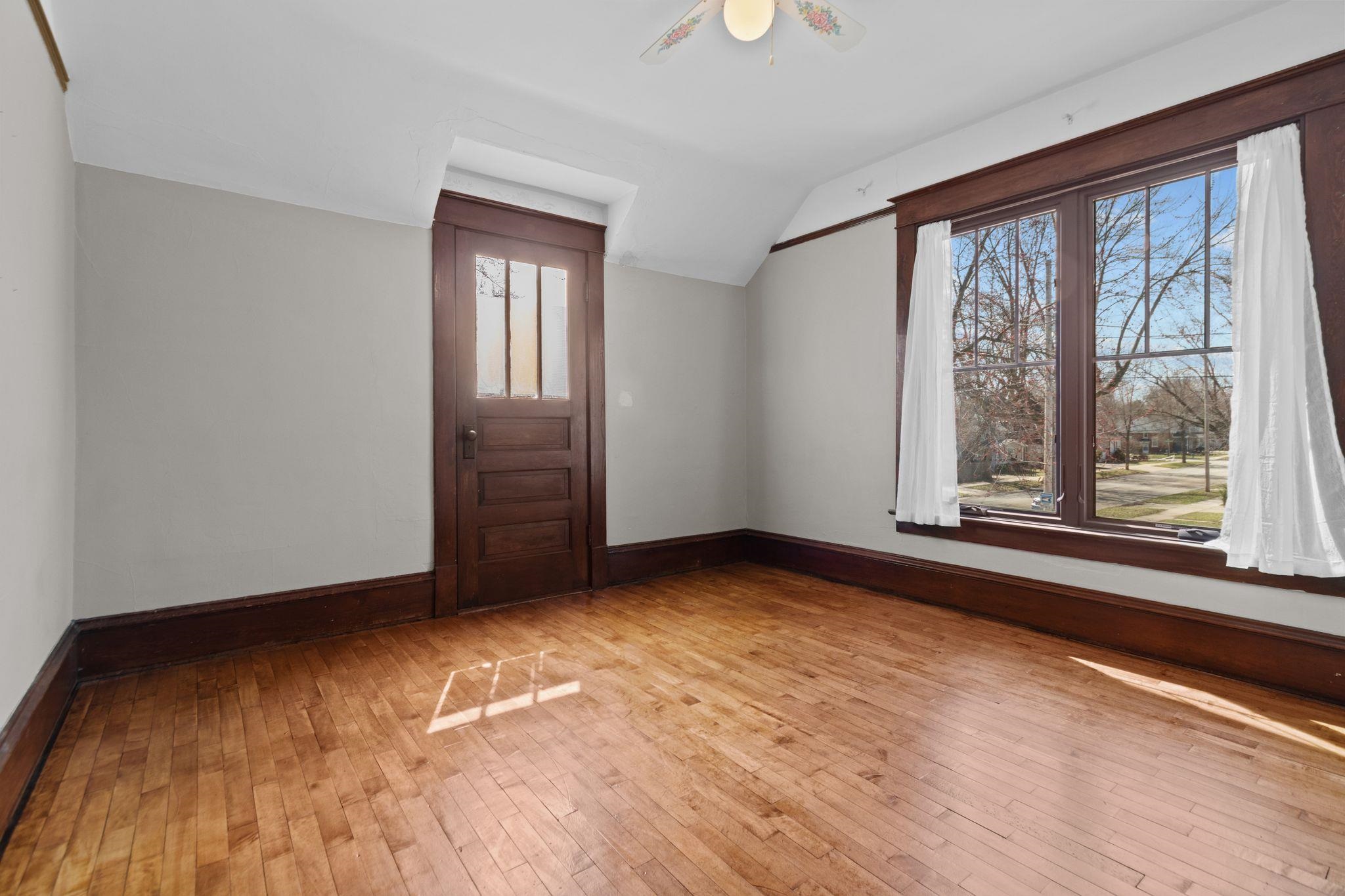 1102 North Division Street Appleton, WI 54911 - Photo 25 of 45