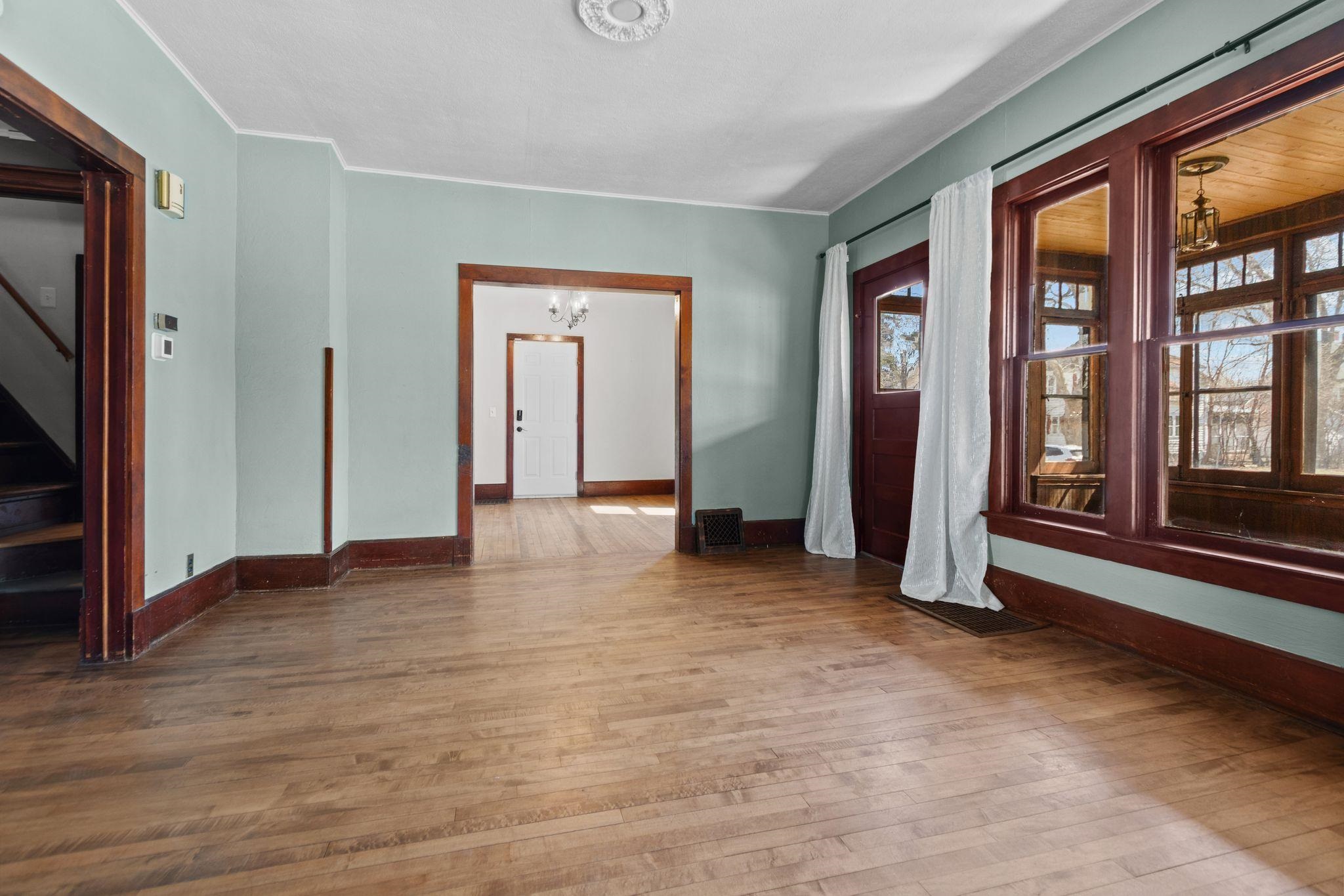 1102 North Division Street Appleton, WI 54911 - Photo 26 of 45