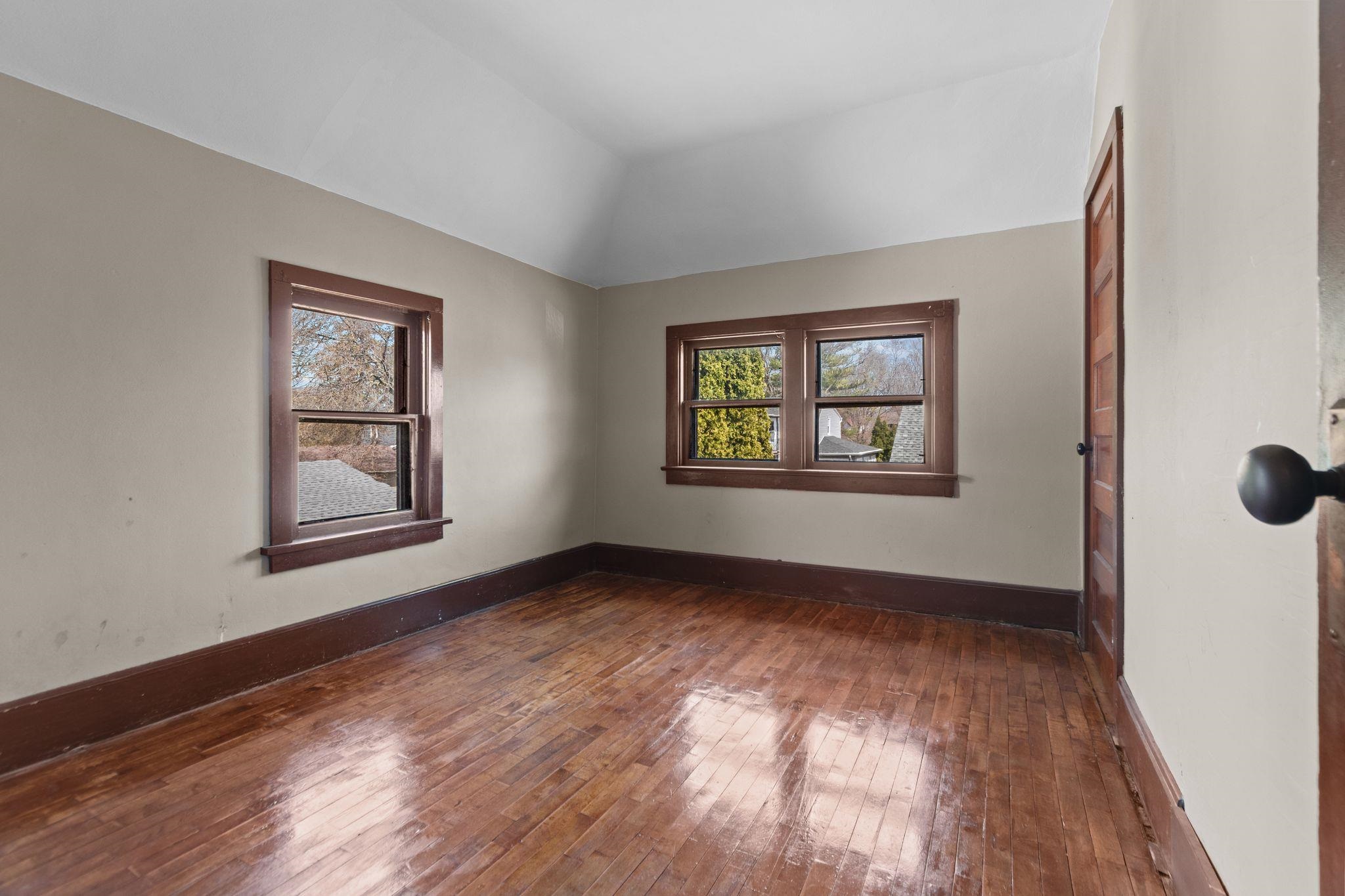 1102 North Division Street Appleton, WI 54911 - Photo 32 of 45