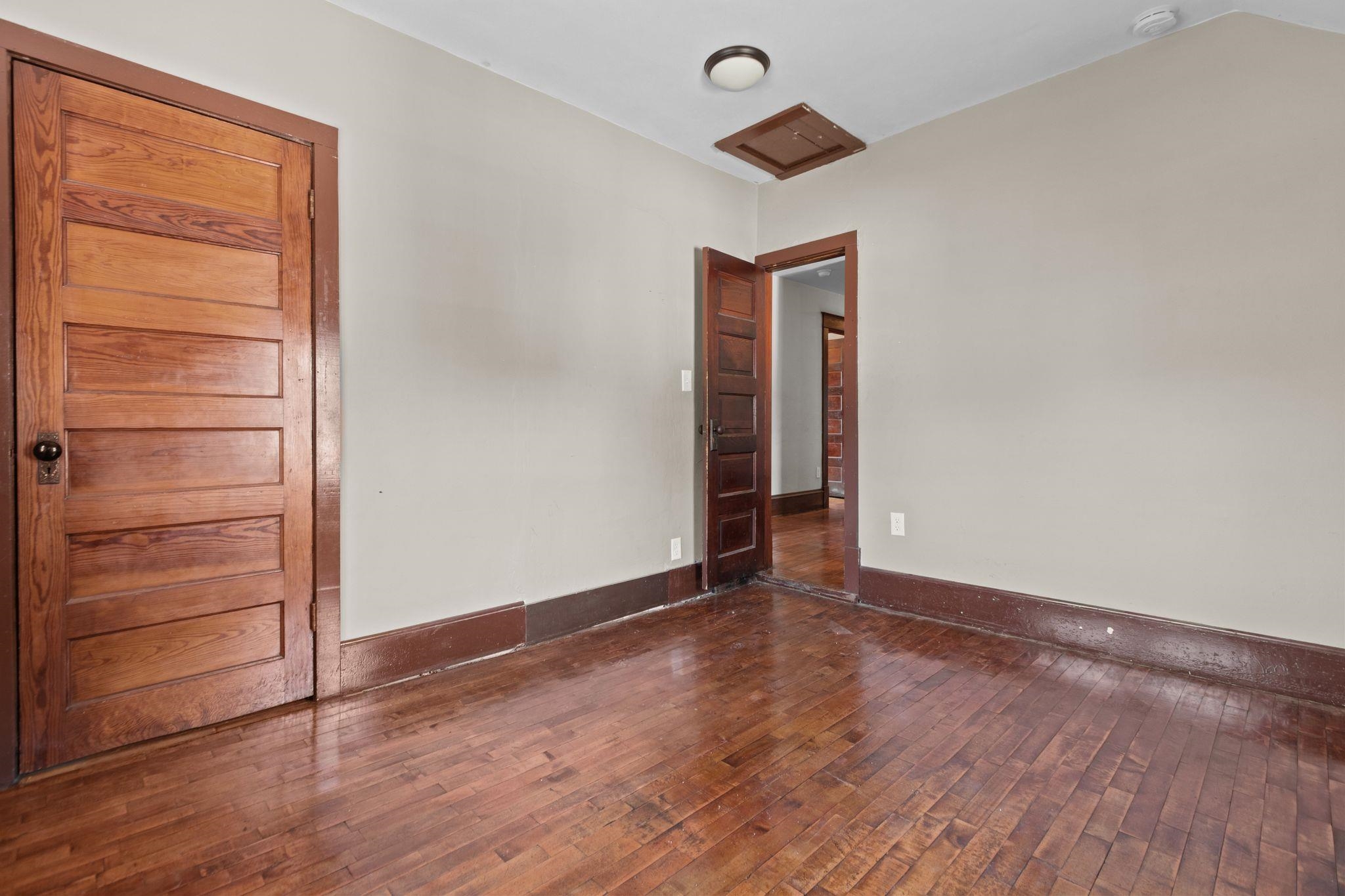 1102 North Division Street Appleton, WI 54911 - Photo 33 of 45