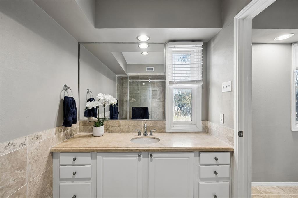 7730 Meadow Road, Unit 205 Dallas, TX 75230 - Photo 17 of 27