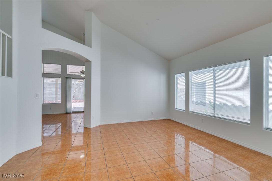 7233 Eaglegate Street Las Vegas, NV 89131 - Photo 11 of 49