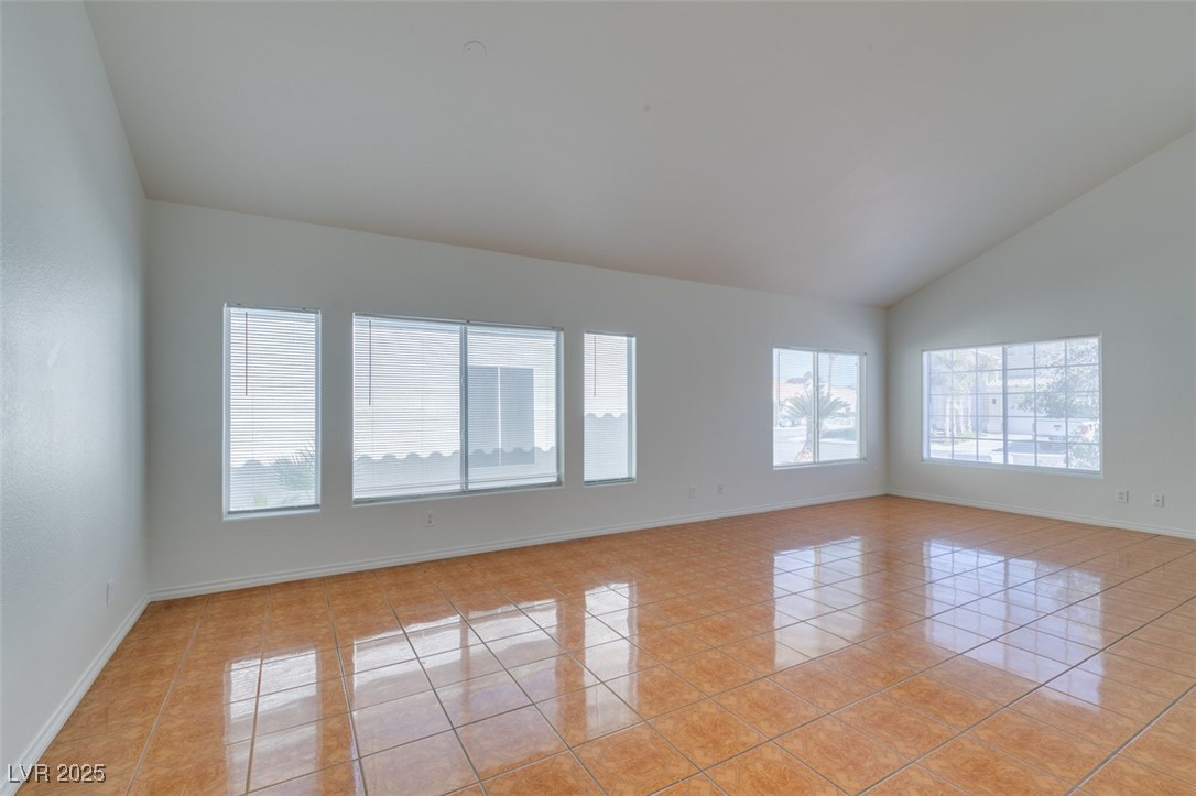 7233 Eaglegate Street Las Vegas, NV 89131 - Photo 12 of 49