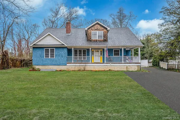$749,999 | 273 North Country Road, Miller Place, NY 11764