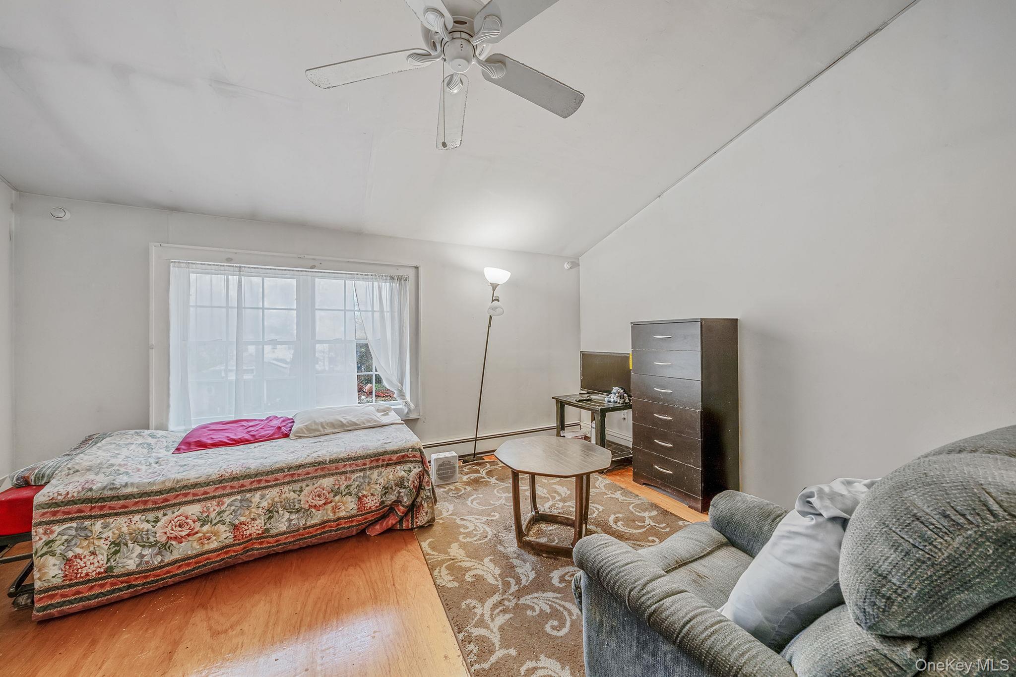 273 North Country Road Miller Place, NY 11764 - Photo 24 of 31