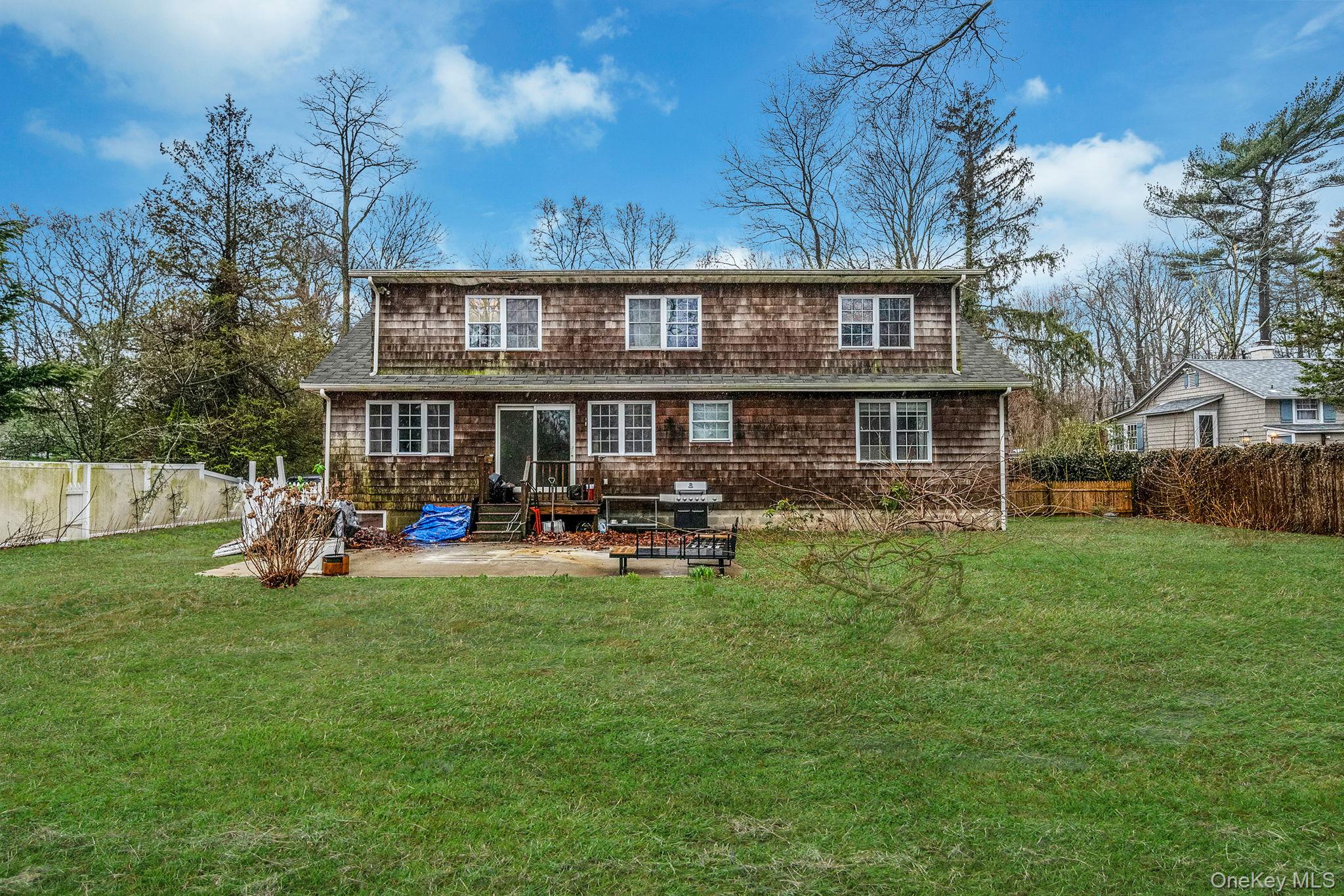 273 North Country Road Miller Place, NY 11764 - Photo 6 of 31