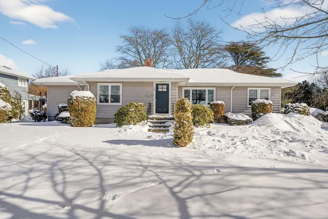 $625,000 | 184 Alva Street, New Bedford, MA 02740