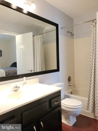 $2,600 | 14721 Basingstoke Loop, Centreville, VA 20120